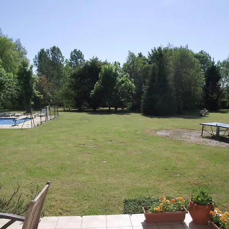 Holiday home Peaceful Holiday Near With Pool Quend